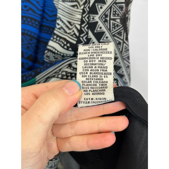 ECI Womens Sz 4 Beaded Sleeveless Top Printed Blouse Tank Tie Halter Multicolor - Picture 6 of 6